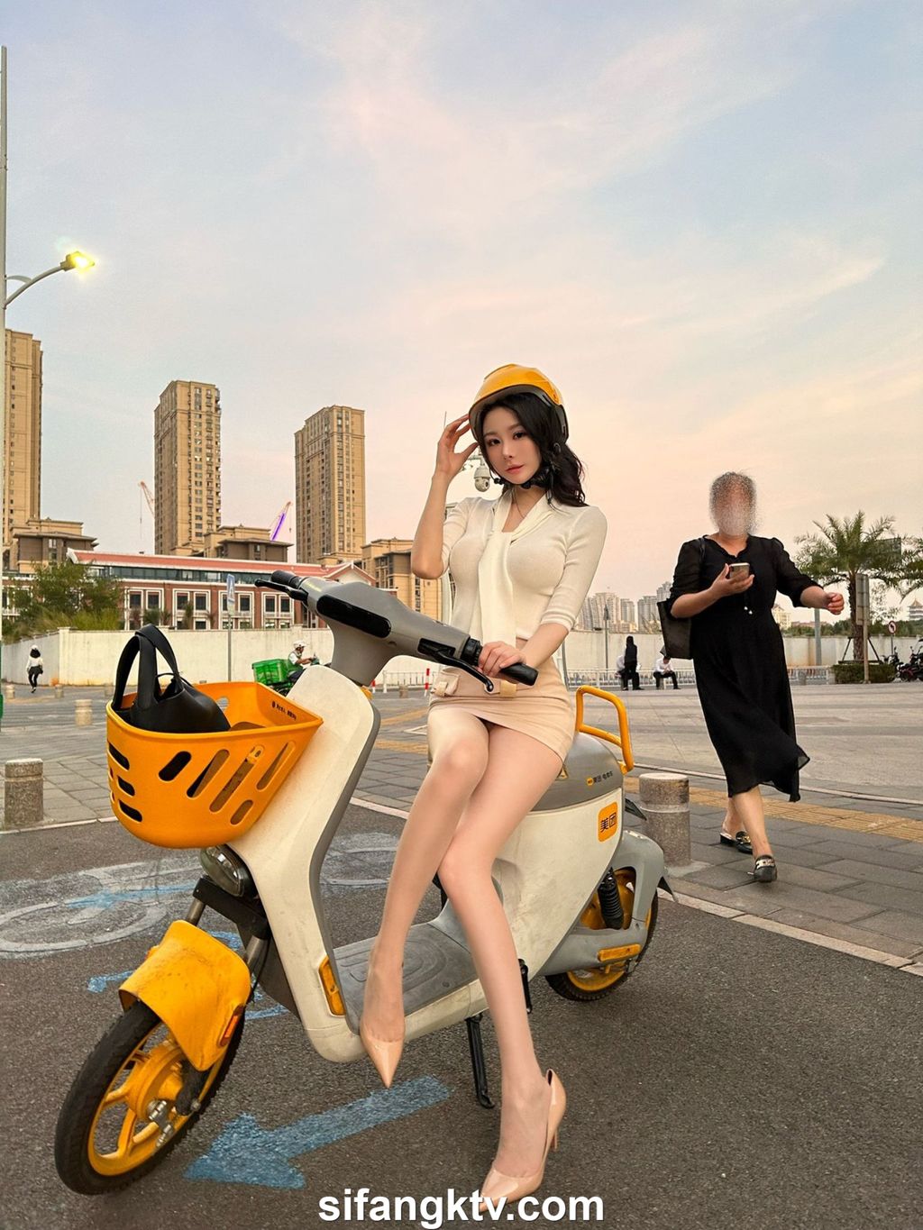 啸啸: 大神摄影合集 (1215 photos + 435 videos) 1 啸啸: 大神摄影合集 (1215 photos + 435 videos) 1