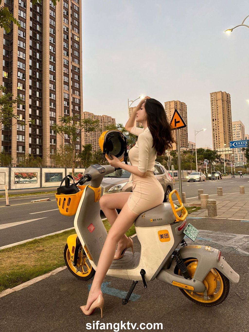 啸啸: 大神摄影合集 (1215 photos + 435 videos) 2 啸啸: 大神摄影合集 (1215 photos + 435 videos) 2