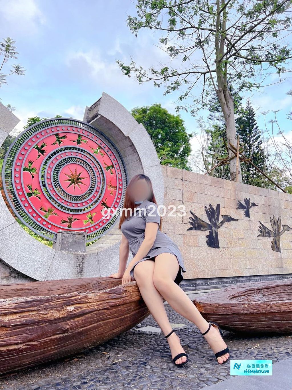狗婷gxmm: 极品蛮腰肥臀反差母私拍完整版视图 (354 photos + 152 videos) 5 狗婷gxmm: 极品蛮腰肥臀反差母私拍完整版视图 (354 photos + 152 videos) 5
