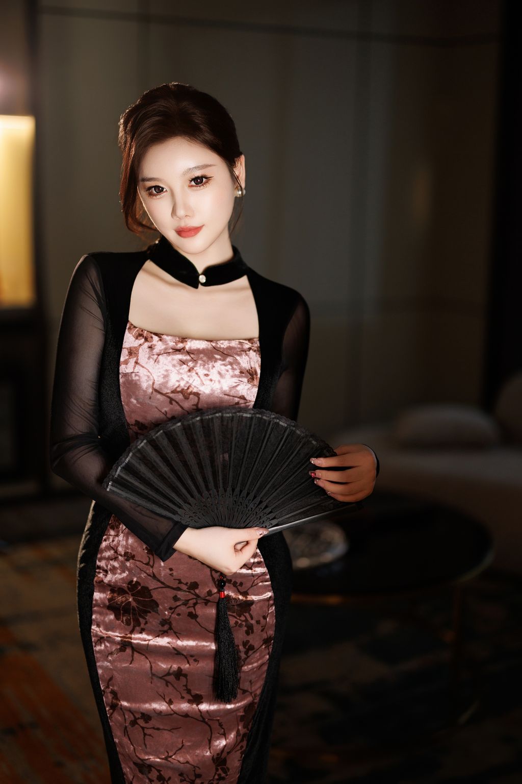 [内购无水印] Yang Chen Chen (杨晨晨Yome): 西安旅拍 (83 photos)