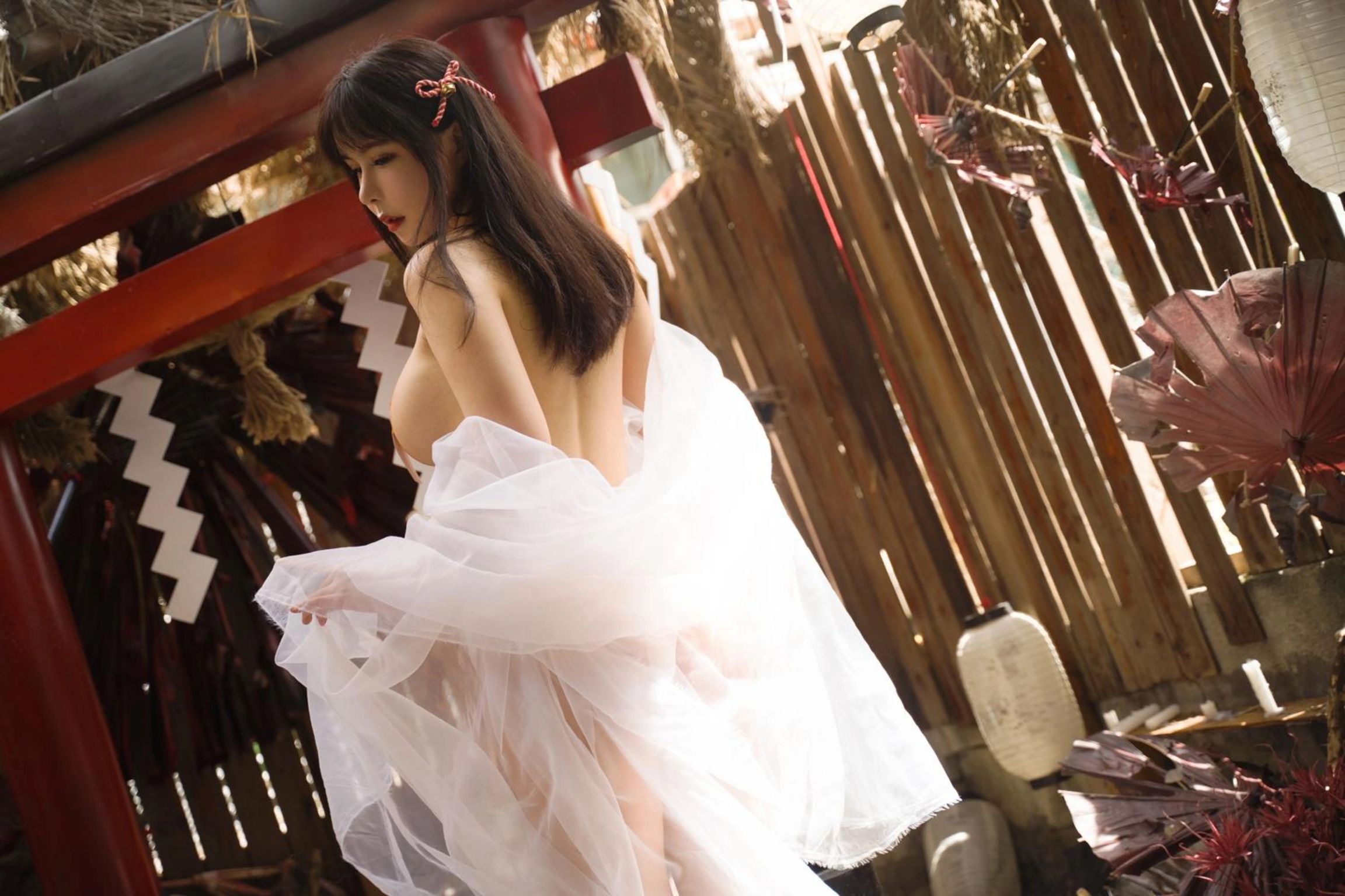 Coser@亚马逊鲶鱼: 神社符纸巫女 (96 photos) 15 Coser@亚马逊鲶鱼: 神社符纸巫女 (96 photos) 15