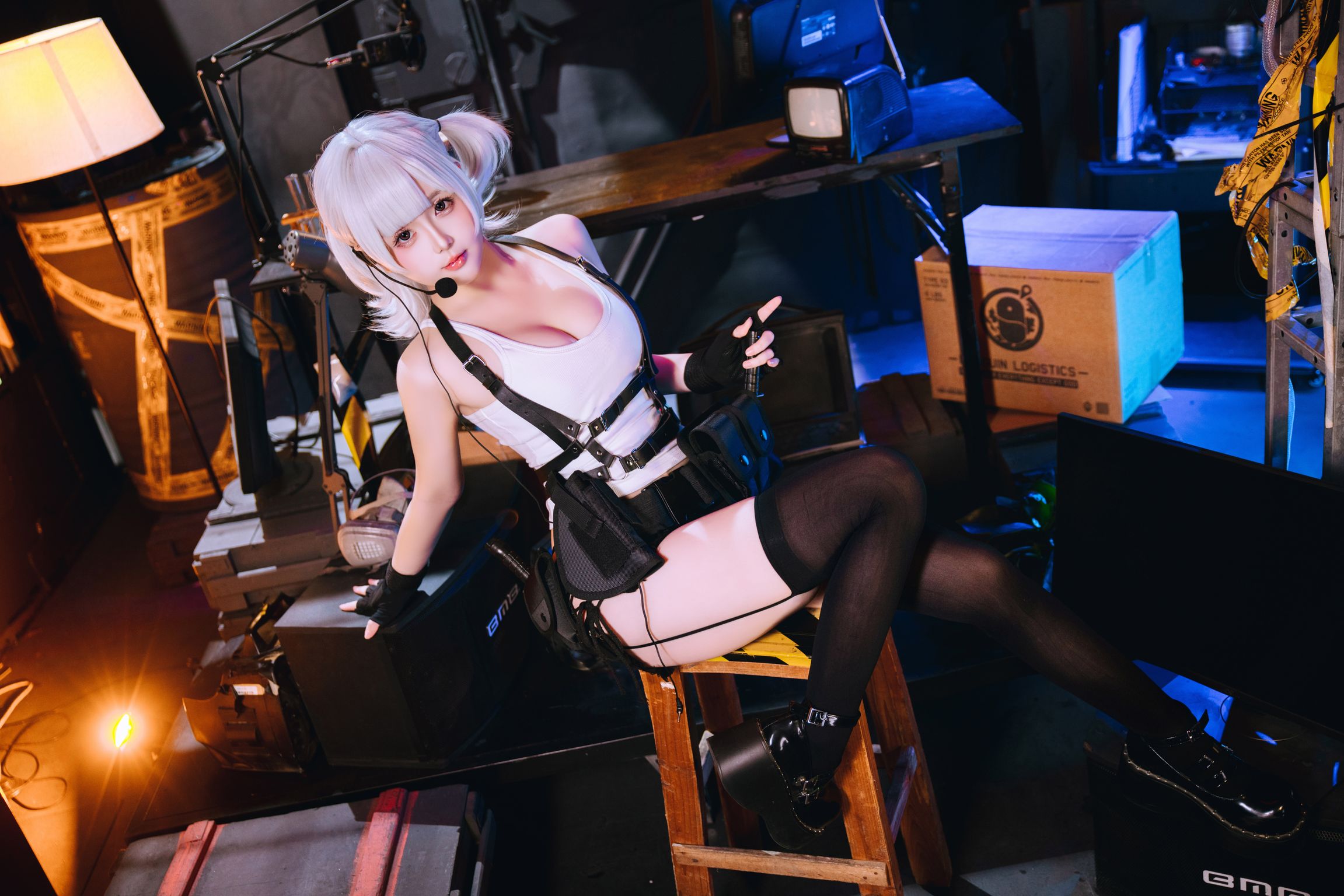 Coser@日奈娇: 代号007 (166 photos + 5 videos)