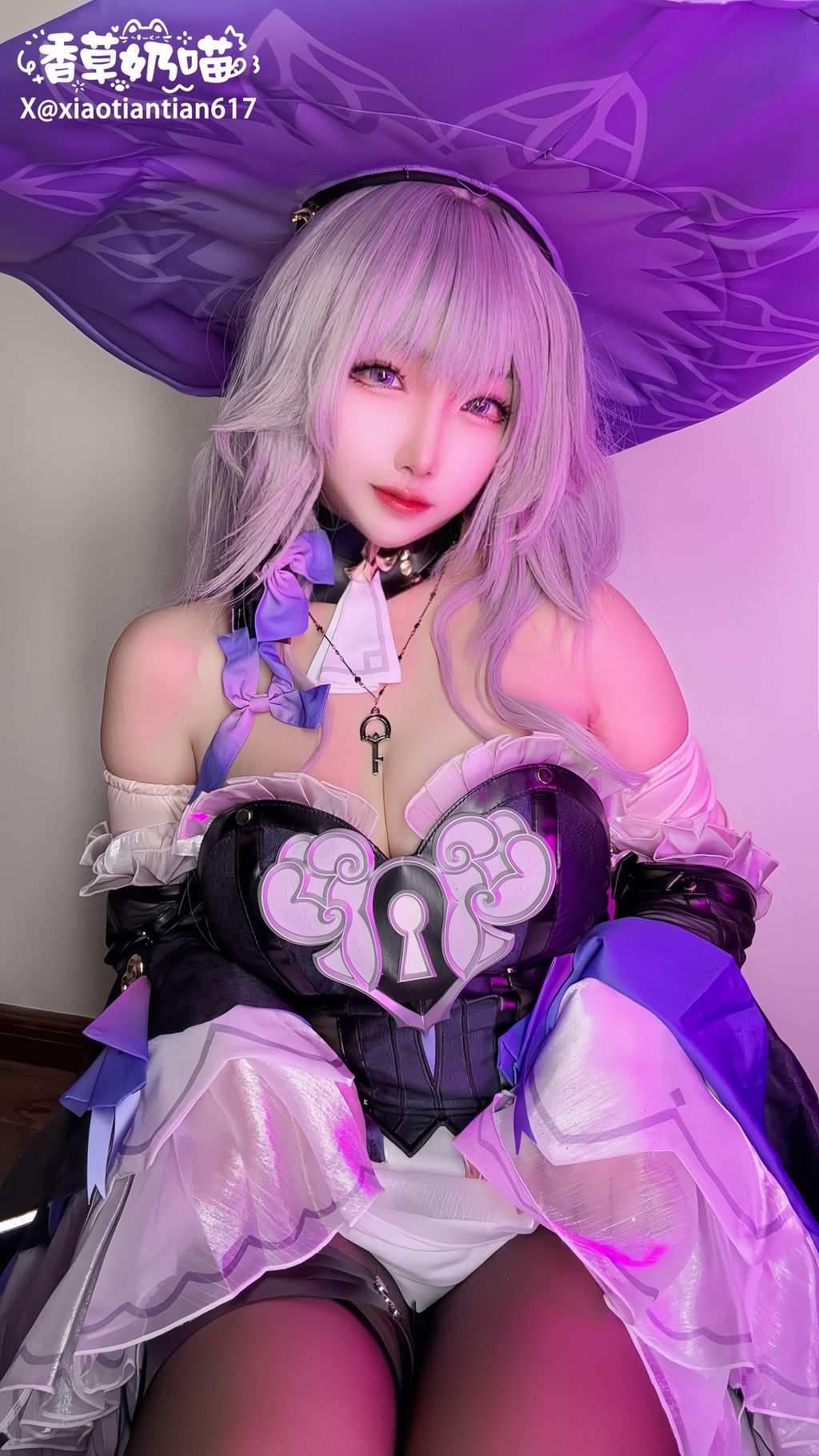 Coser@香草奶喵: 大黑塔典藏版 (109 photos + 32 videos)