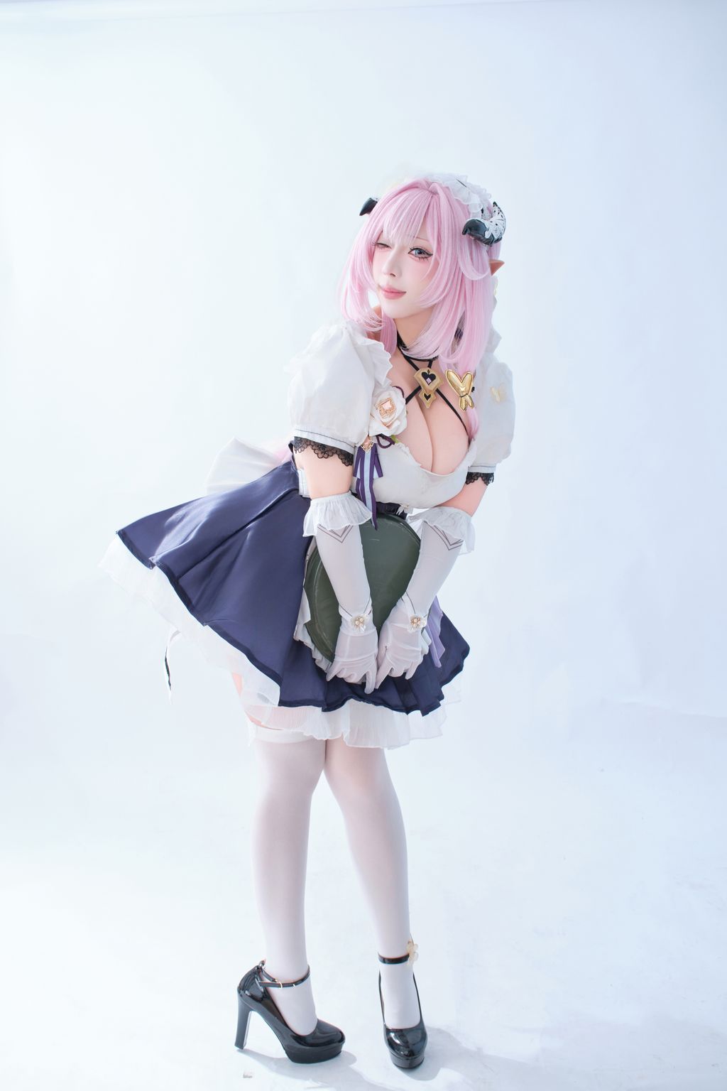 Coser@胡桃猫Kurumineko: 崩坏三 爱莉希雅 女仆 (125 photos + 3 videos) 9 Coser@胡桃猫Kurumineko: 崩坏三 爱莉希雅 女仆 (125 photos + 3 videos) 9