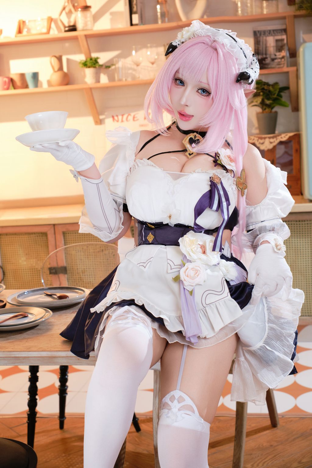 Coser@胡桃猫Kurumineko: 崩坏三 爱莉希雅 女仆 (125 photos + 3 videos)
