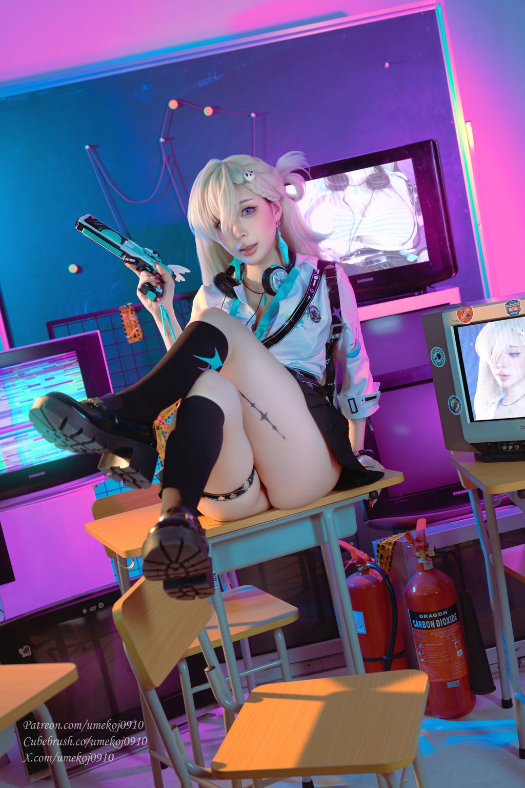 Coser@UmekoJ: Lynae (Wuthering Waves) (103 photos + 4 videos)