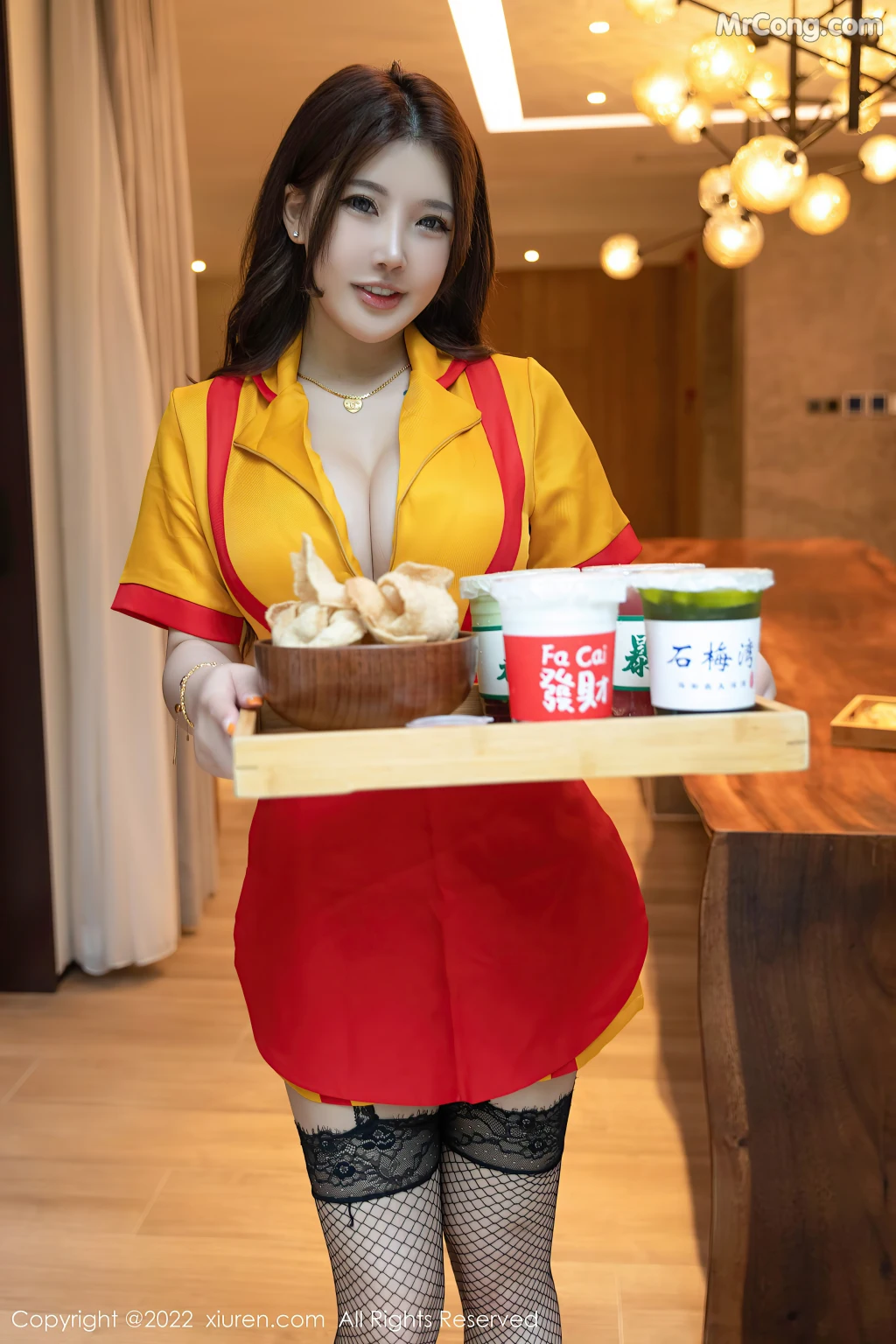 XIUREN No.5509: 小海臀Rena (57 photos)