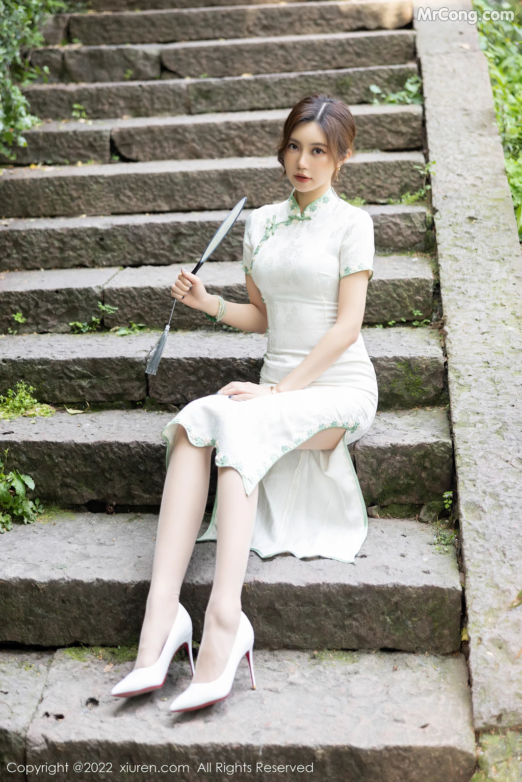 XIUREN No.5468: Ula (绮里嘉) (93 photos)