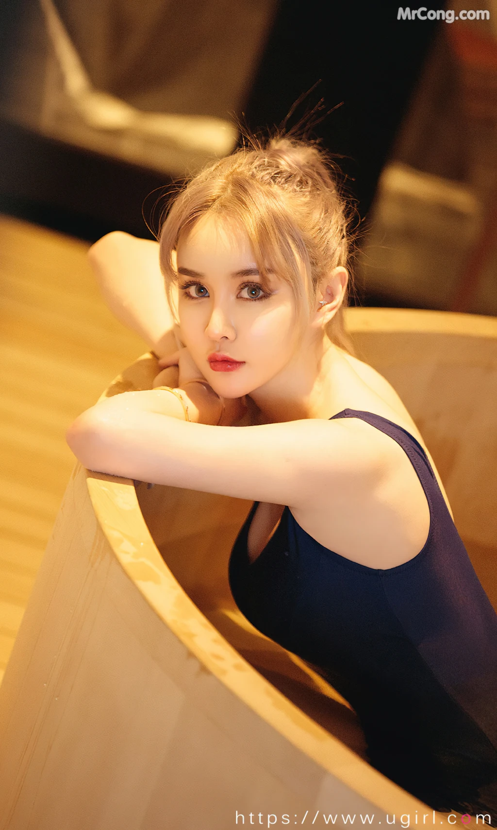 UGIRLS – Ai You Wu App No.2442: Cheryl (青树) (35 photos)