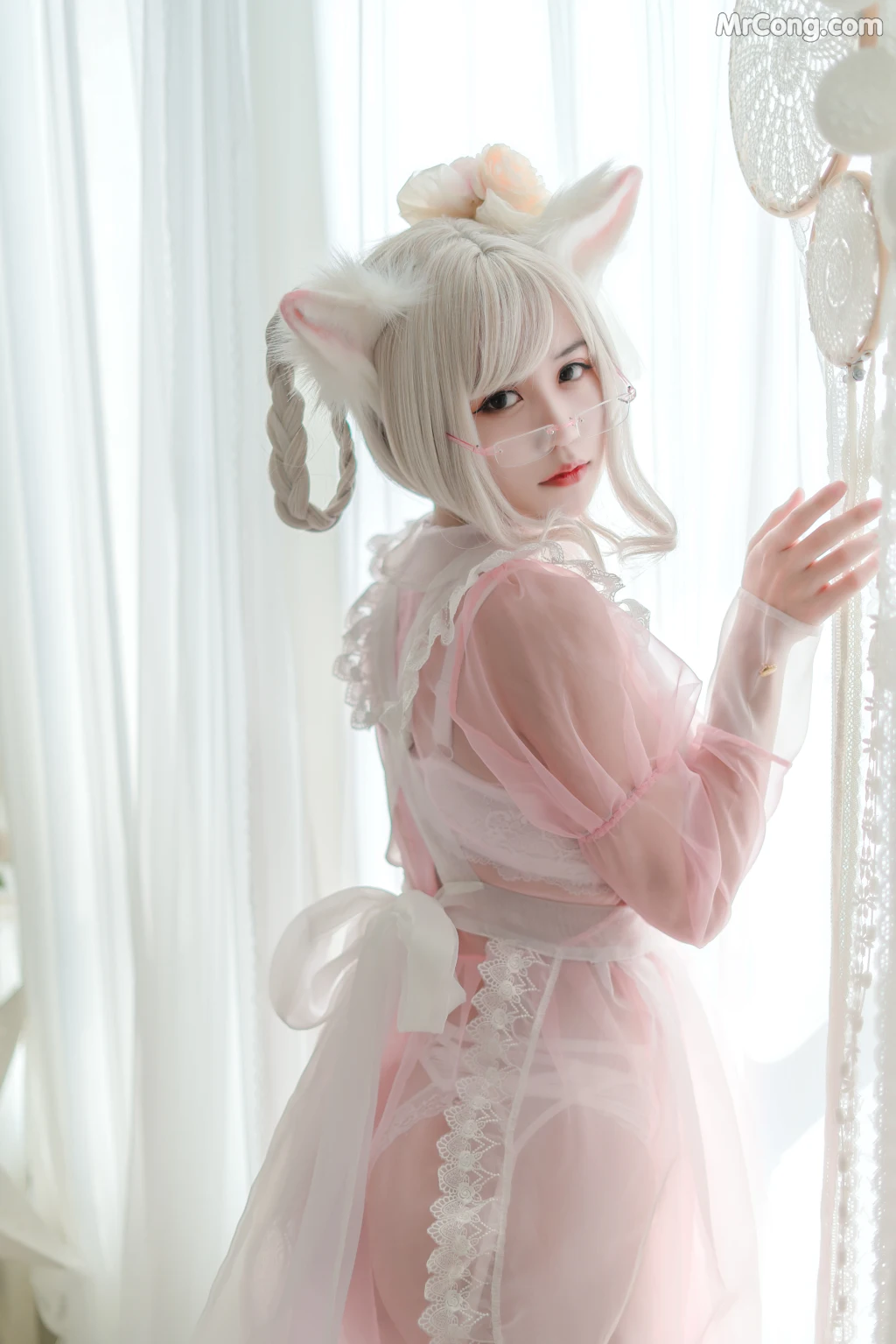 Coser@小仓千代w No.007: 透明女仆粉色 (24 photos)