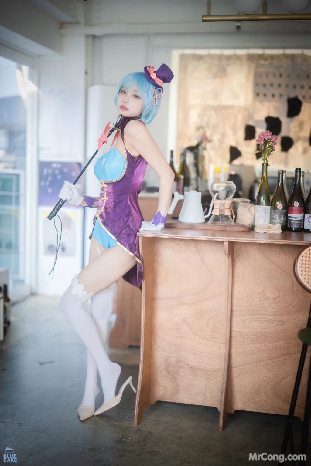 [BLUECAKE] YeonYu (연유): Vol.02 MY MASTER Magician (RED.Ver) (109 photos)