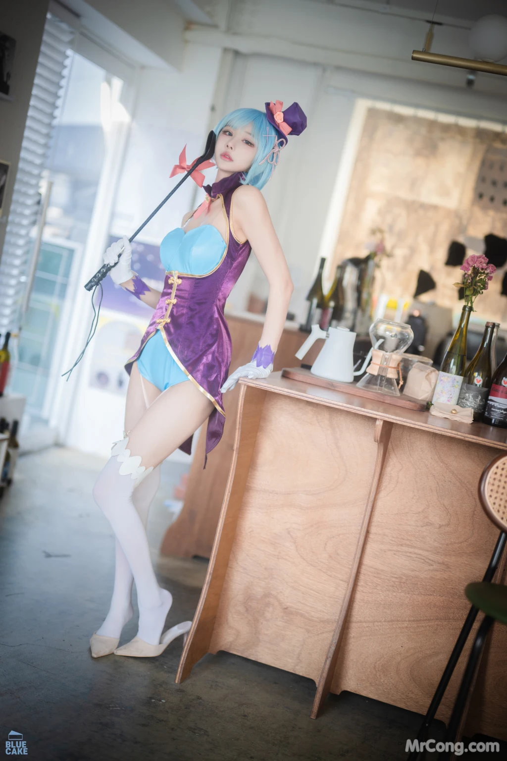[BLUECAKE] YeonYu (연유): Vol.02 MY MASTER Magician (RED.Ver) (109 photos)