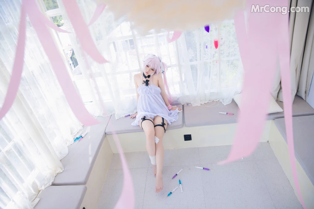 Coser@G44不会受伤 Vol.094: 初音酱 (31 photos)