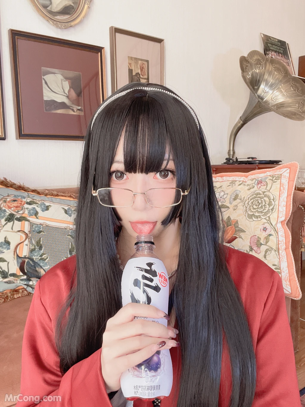 Coser@Money冷冷 No.035: 红西装 (79 photos)