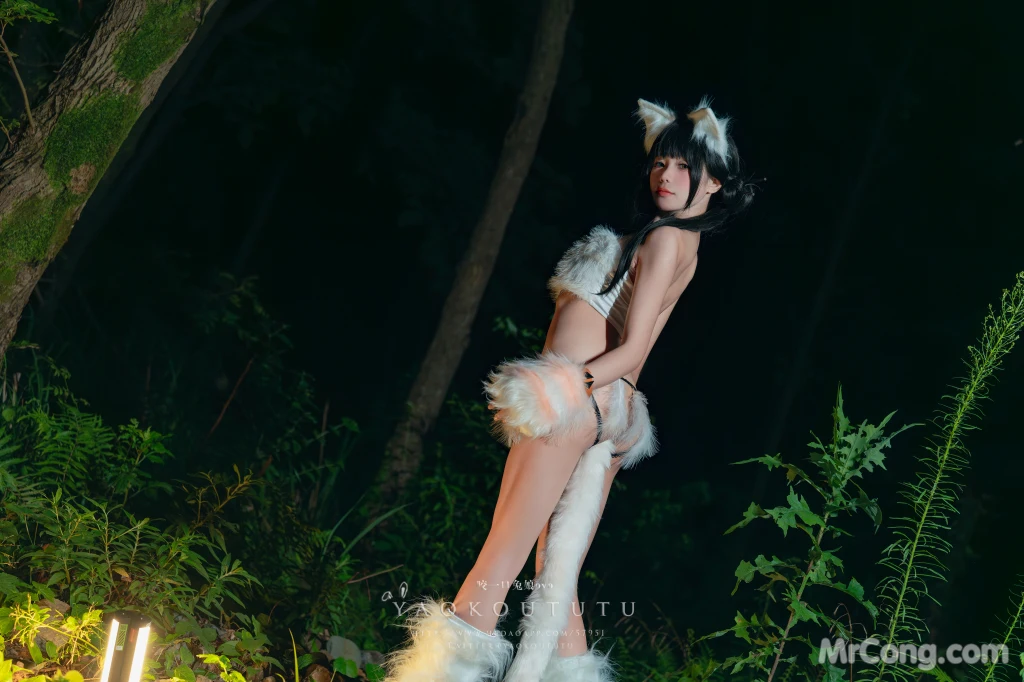 Coser@黏黏团子兔: 八月订阅『狐灵』& LIKEY (55 photos )