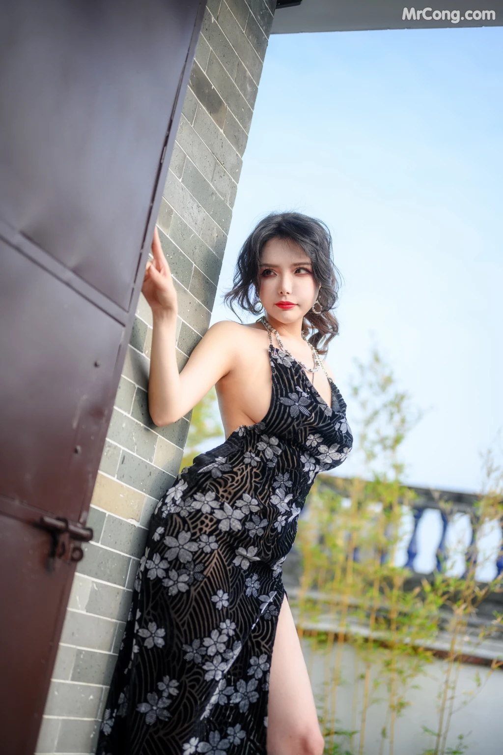 Coser@Xia Xiao Qiu Qiu Qiu (夏小秋秋秋) No.073: 秋影 (66 photos )