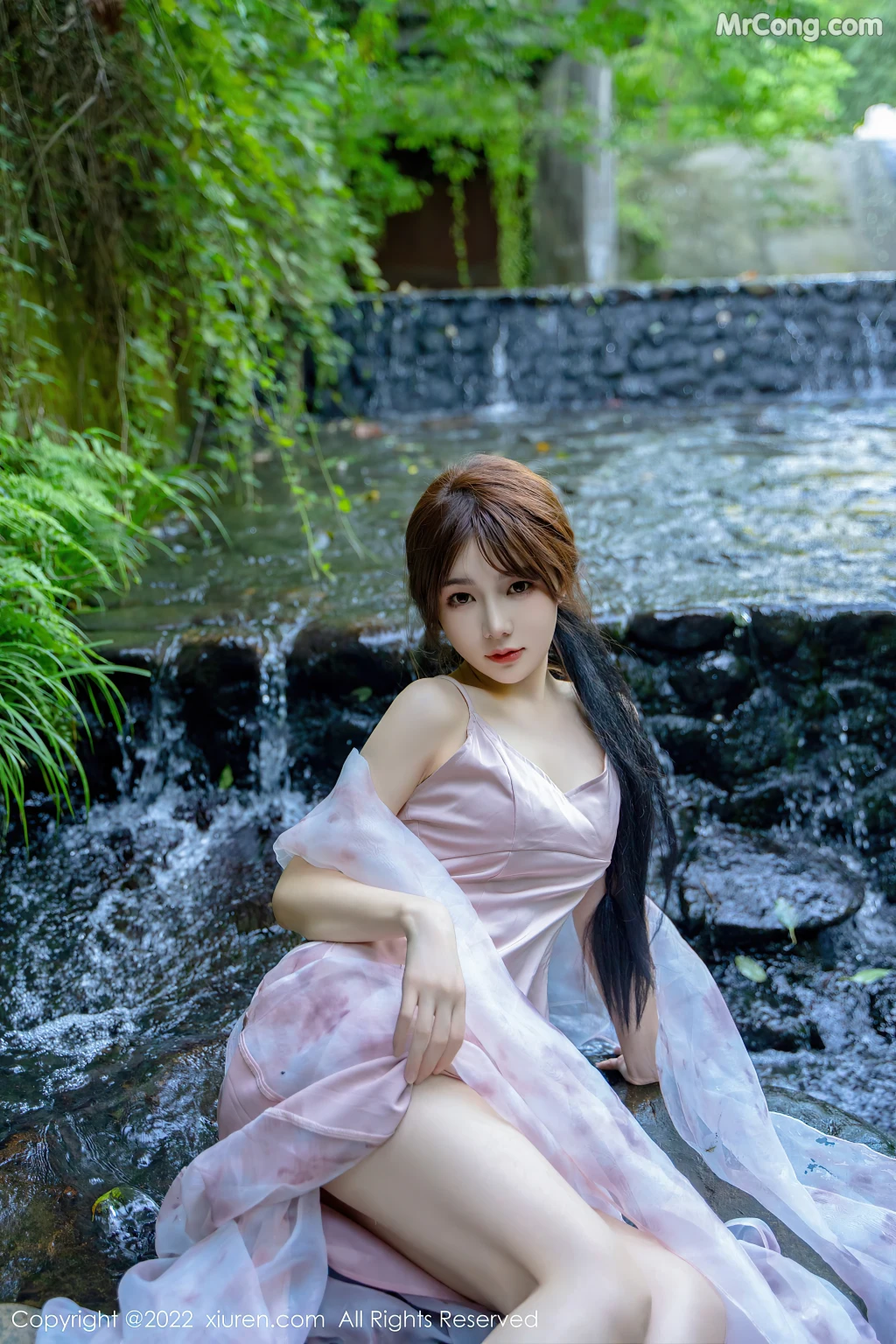 XIUREN No.5690: 婠婠么 (82 photos) 3 XIUREN No.5690: 婠婠么 (82 photos) 3