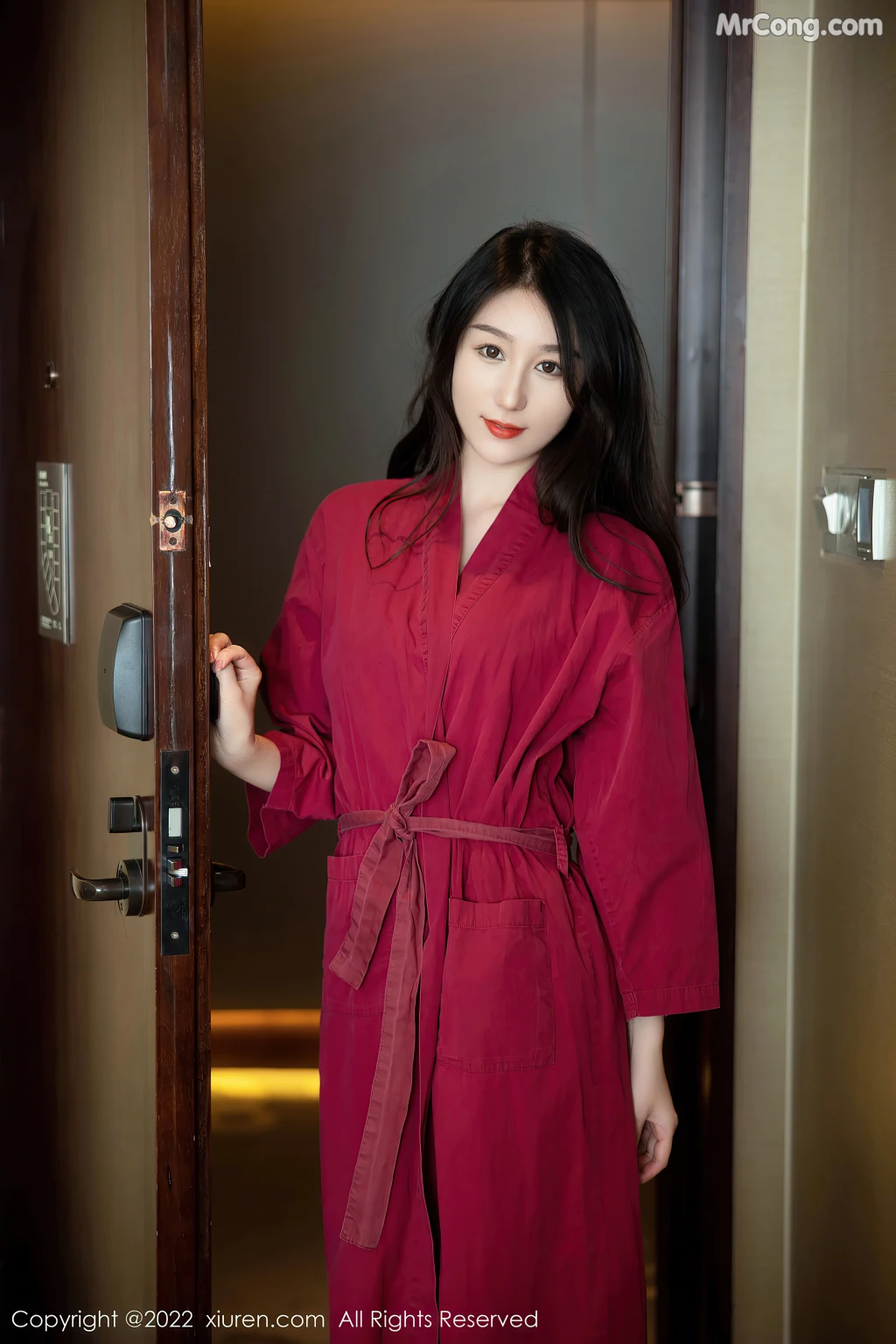 XIUREN No.5624: Wei Wei Jiang (薇薇酱) (81 photos)