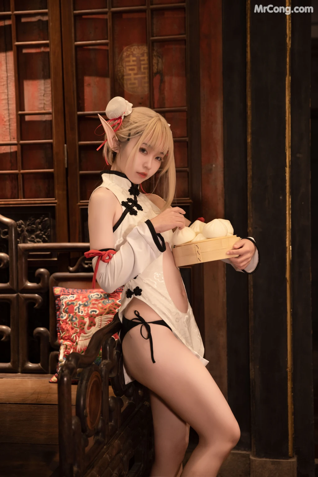 Coser@G44不会受伤 Vol.081: 水兰儿白旗袍 (25 photos)