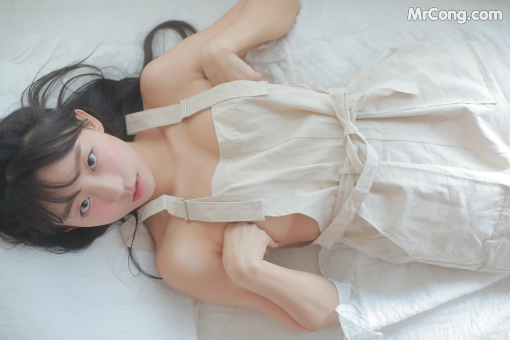 Eunji Pyo (표은지) Vol.02: Home (200 photos ) 2 Eunji Pyo (표은지) Vol.02: Home (200 photos ) 2