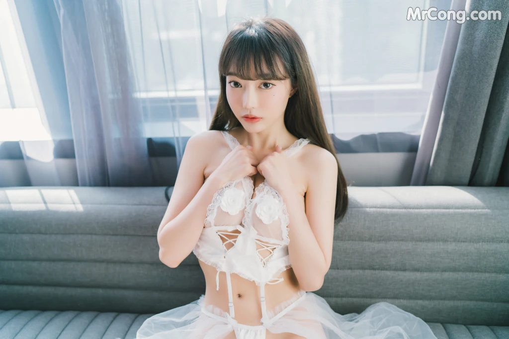 [Moon Night Snap] Jucy (쥬시) Vol.5 (44 photos )