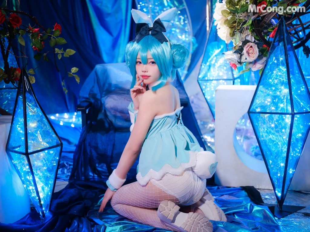 Coser@黏黏团子兔: MIKU初音未来兔女郎 (13 photos)