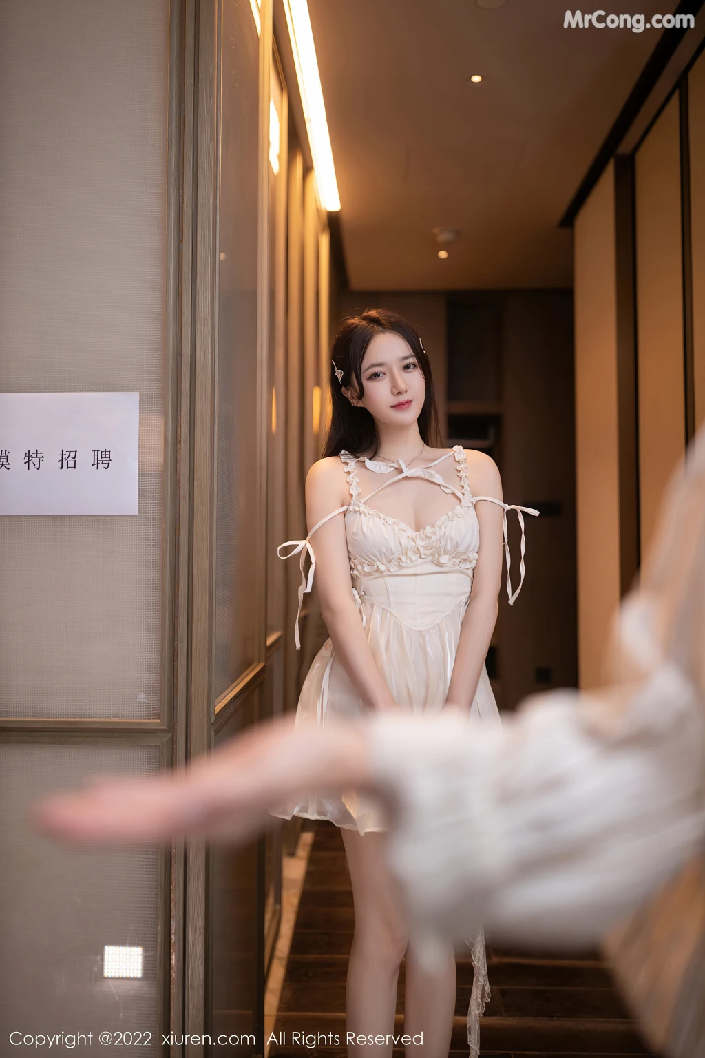 XIUREN No.5776: 鱼子酱Fish (76 photos)