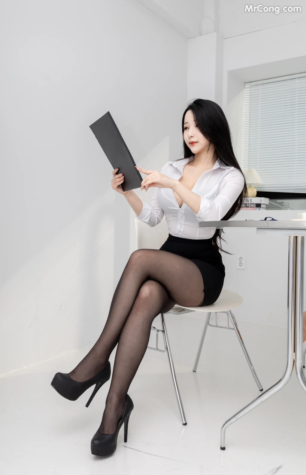 [PUSSYLET] Vol.38: Seolhwa (설화) - Office (77 photos)