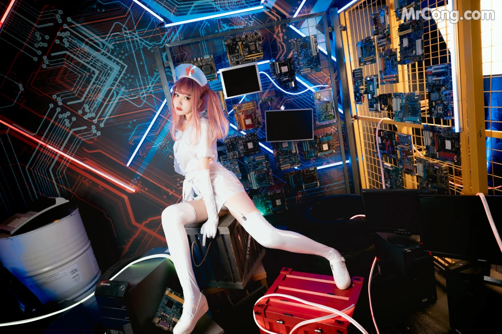 Coser@神楽坂真冬 Vol.031: 無色哲学 (150 photos )