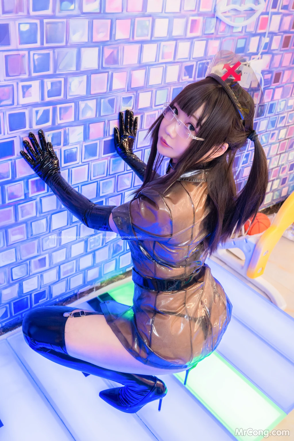 Coser@铭铭Kizami: 写真 自撮り (72 photos)
