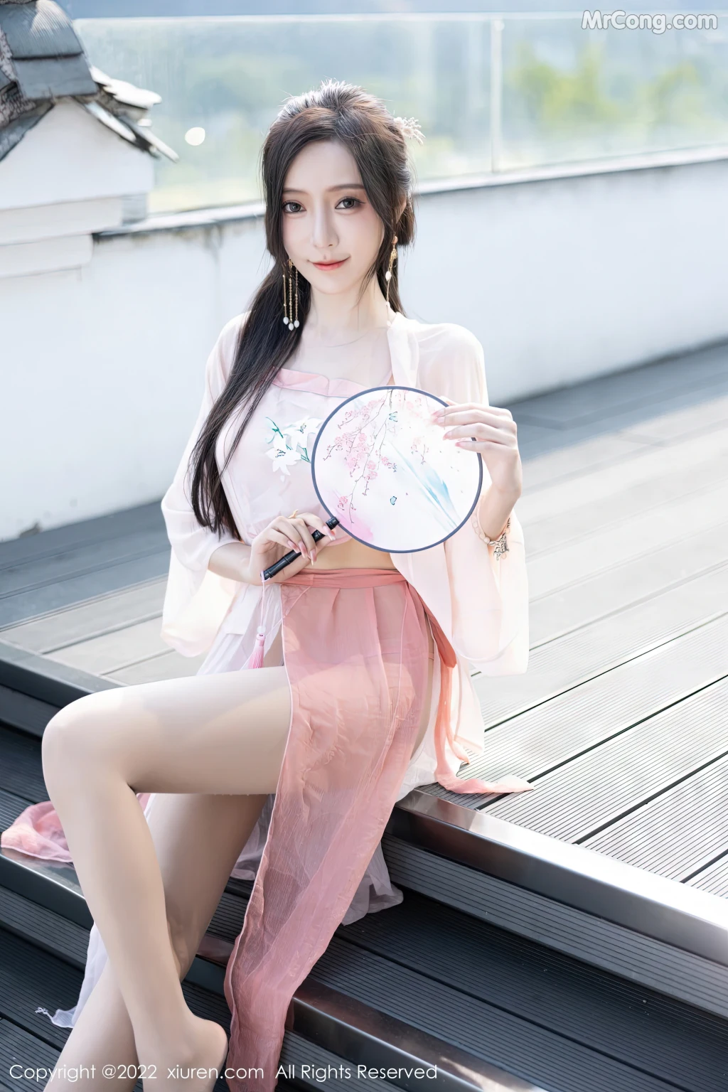 XIUREN No.6040: Yanni (王馨瑶) (85 photos)