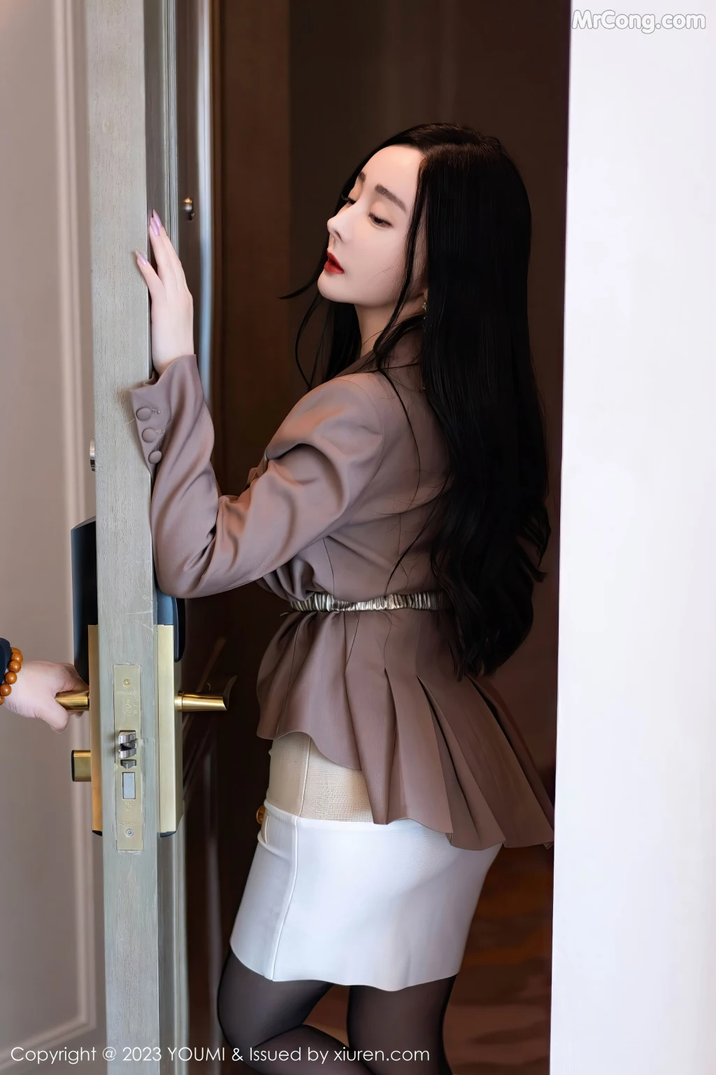 YouMi Vol.950: Yun Er (允爾) (74 photos)