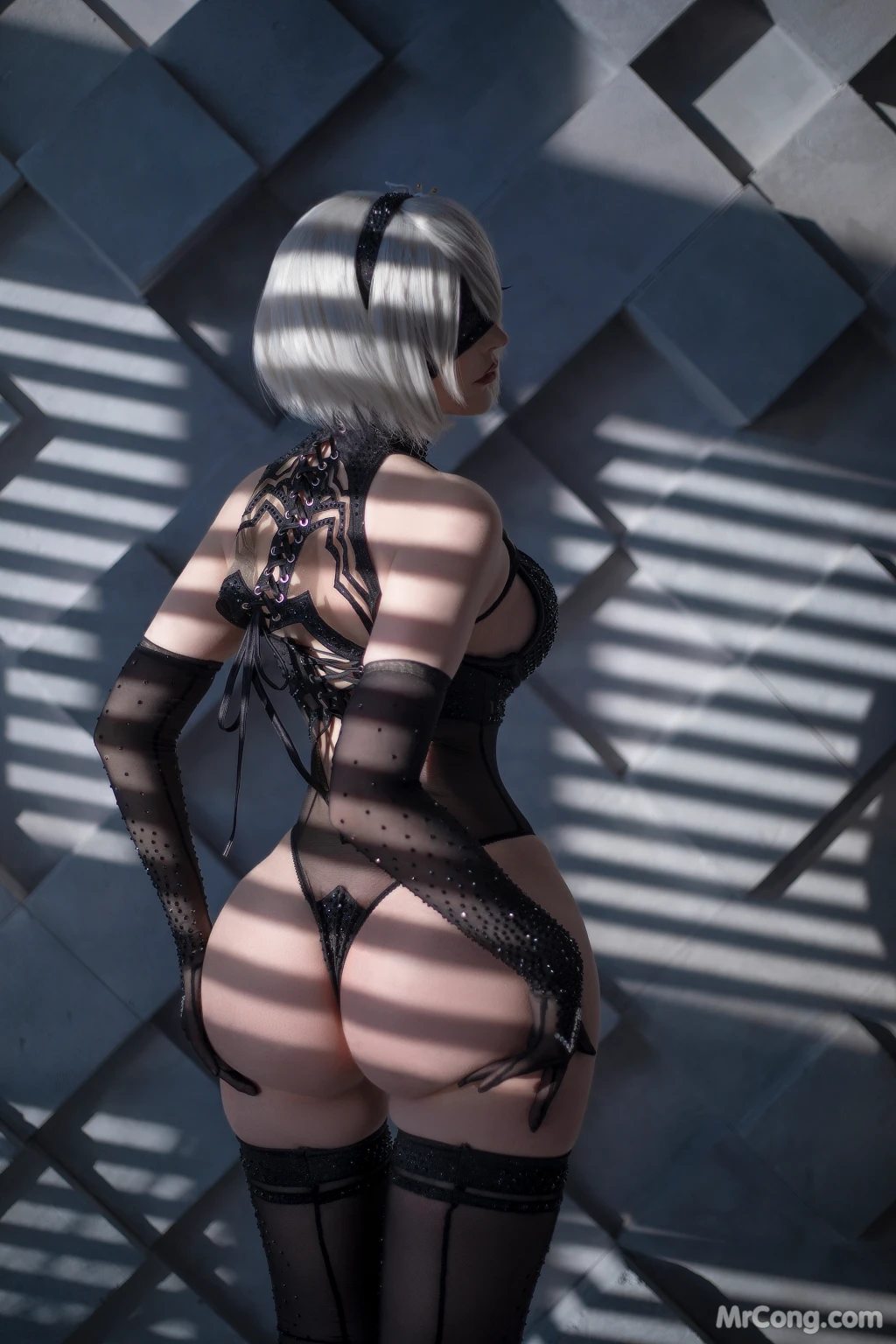 Coser@Sayathefox: 2B Cosplay + Lisa (16 photos)