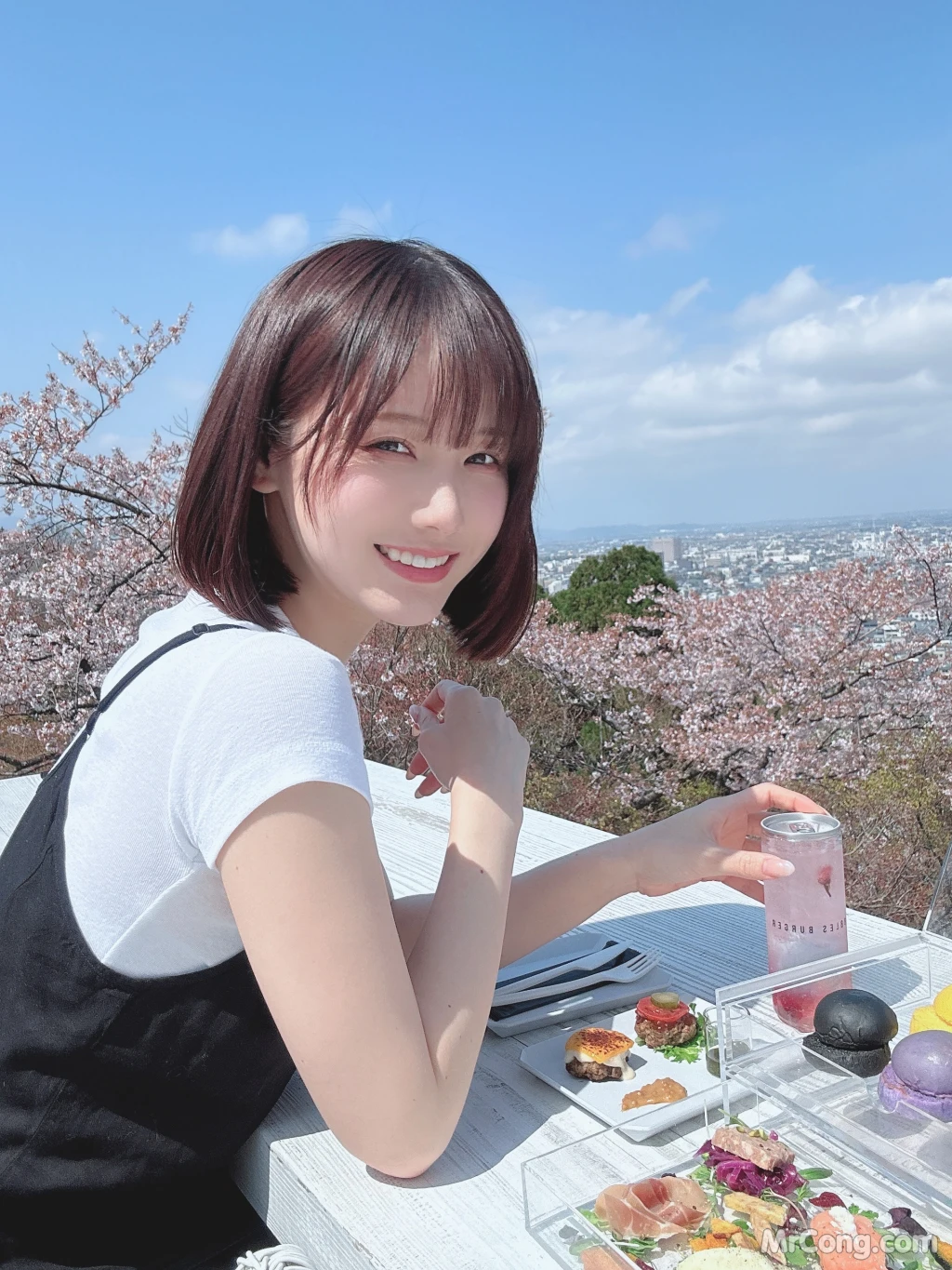 [Fantia] Coser@けん研 (けんけん): Apr 2023 - 2000日圓訂閱內容 (136 photos )