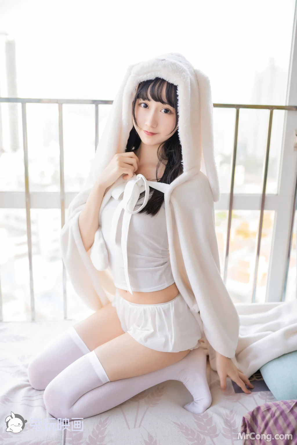 Cosplay@兔玩映画 Vol.035: 浴巾兔子 (42 photos)