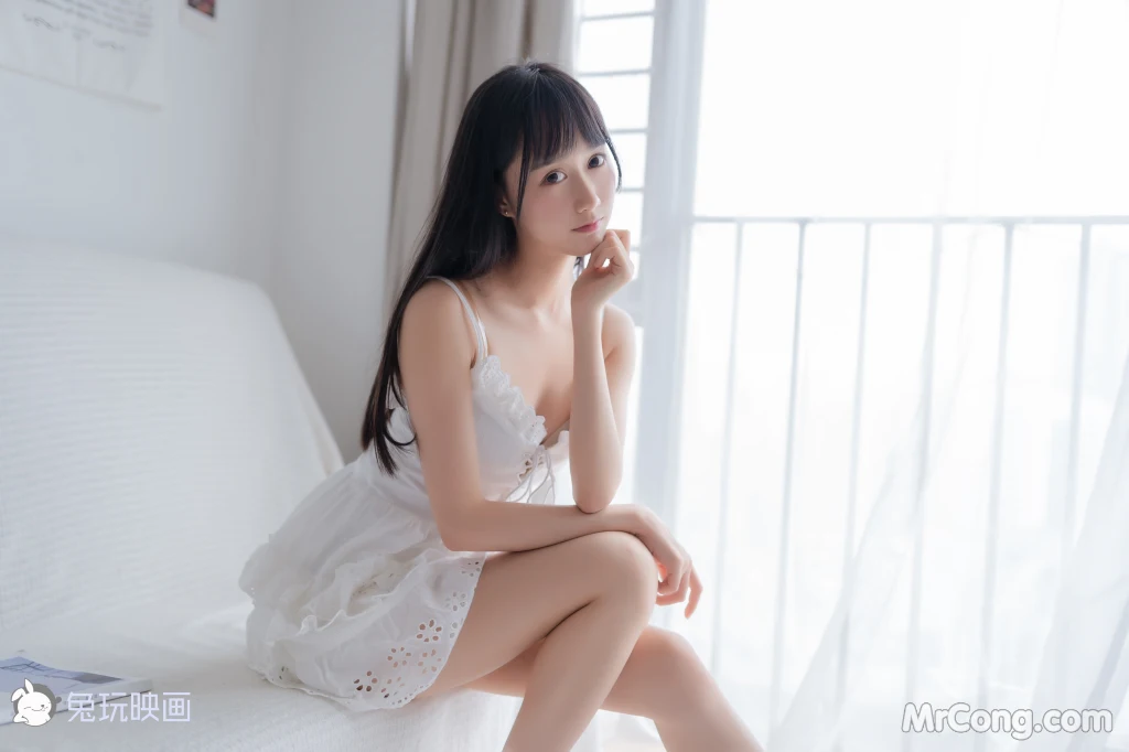 Cosplay@兔玩映画 Vol.042: 白衣少女 (40 photos)