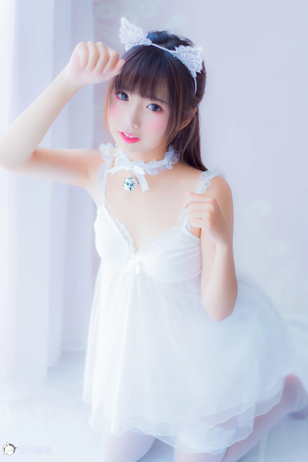 Coser@面饼仙儿 No.002: 吊带睡衣 (50 photos)