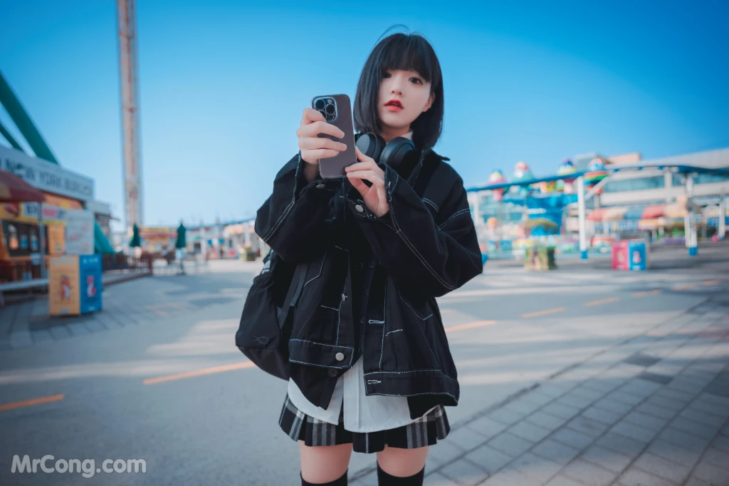 DJAWA Photo - Jeong Jenny (정제니): "Theme Park Girl" (162 photos)