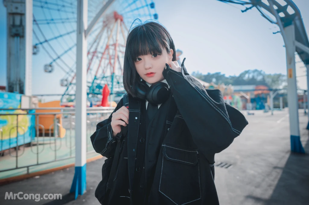 DJAWA Photo - Jeong Jenny (정제니): "Theme Park Girl" (162 photos)