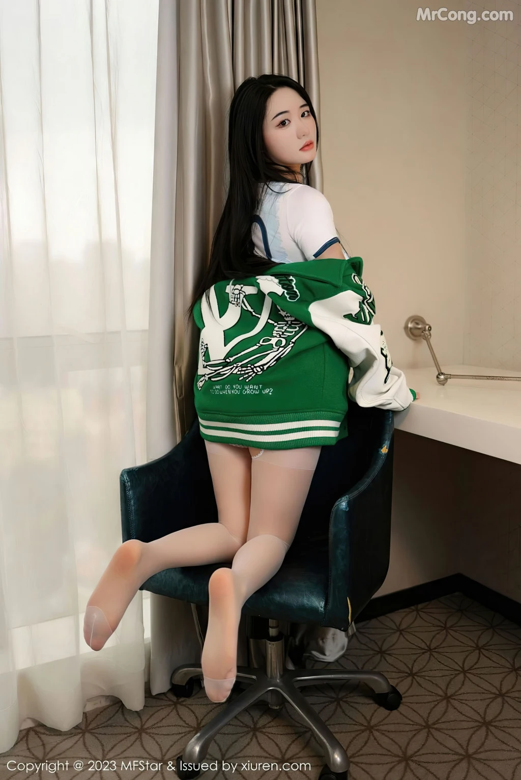 MFStar Vol.602: 汐汐爱吃草莓 (52 photos) 1 MFStar Vol.602: 汐汐爱吃草莓 (52 photos) 1
