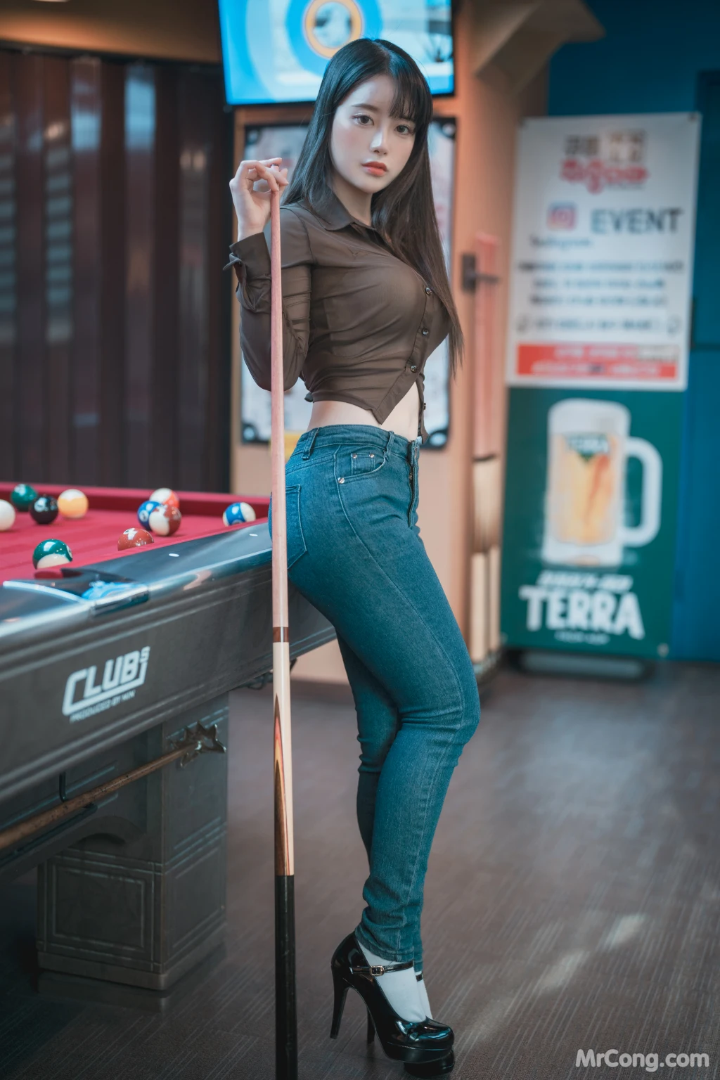 DJAWA Photo - ZziZzi: "Billiards Girl" (49 photos) 6 DJAWA Photo - ZziZzi: "Billiards Girl" (49 photos) 6