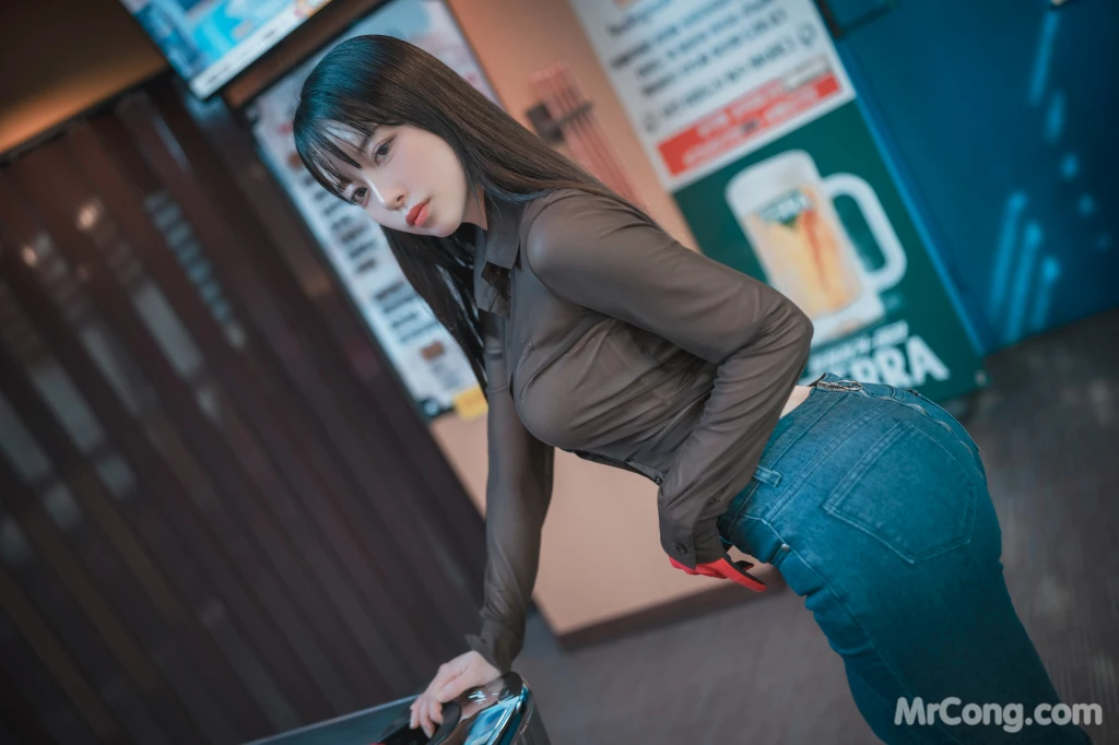 DJAWA Photo - ZziZzi: "Billiards Girl" (49 photos) 4 DJAWA Photo - ZziZzi: "Billiards Girl" (49 photos) 4