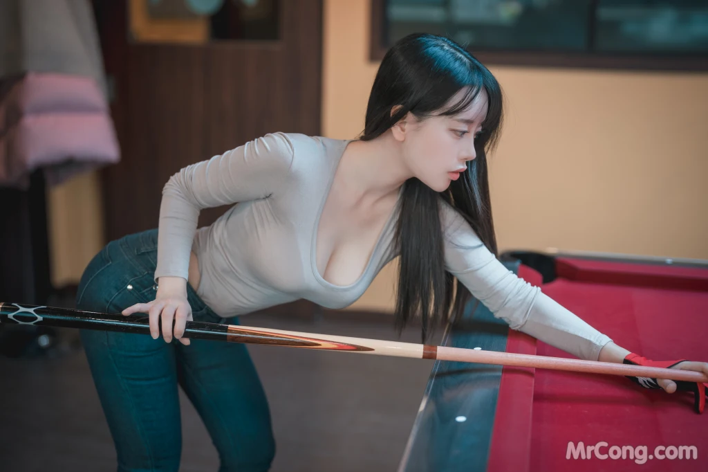 DJAWA Photo - ZziZzi: "Billiards Girl" (49 photos)