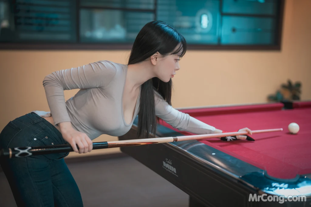 DJAWA Photo - ZziZzi: "Billiards Girl" (49 photos)