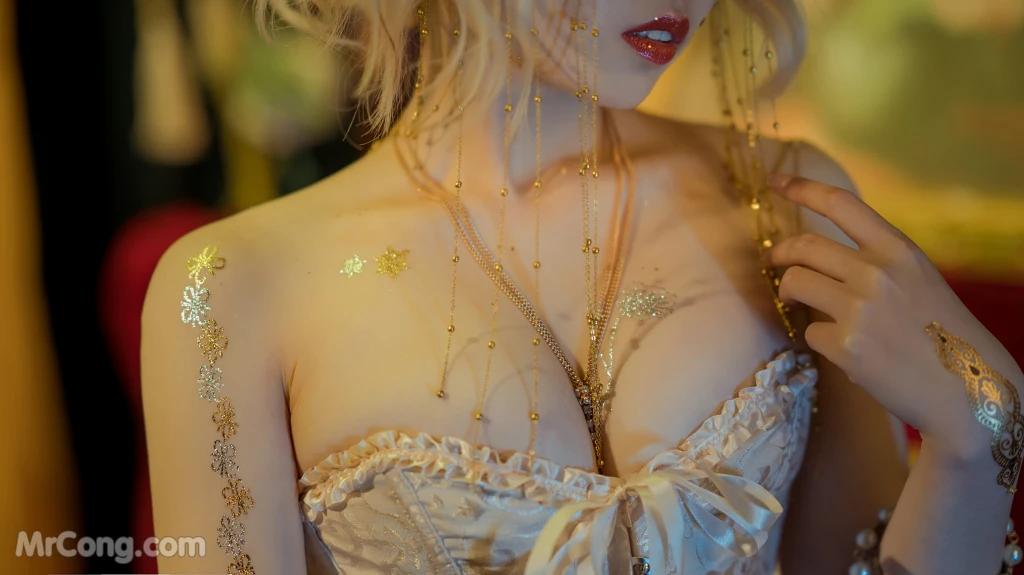 Coser@七月喵子 (qiyuemiaozi) No.014: 献上王的冠冕 (29 photos)