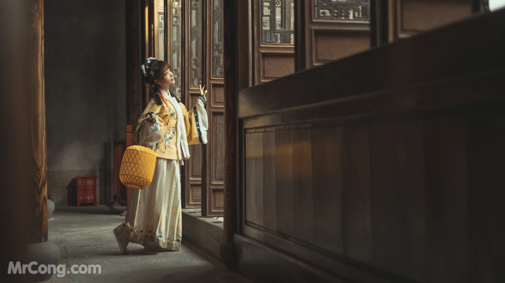 Coser@蠢沫沫 (chunmomo) Vol.142: 汉服私影 (9 photos)