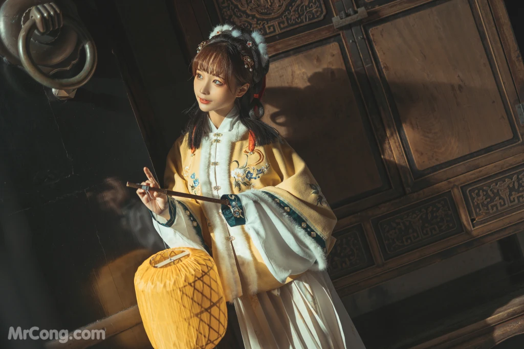 Coser@蠢沫沫 (chunmomo) Vol.142: 汉服私影 (9 photos)