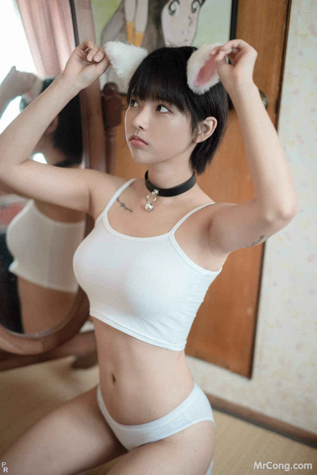 [PINK] U.Hwa (은유화): My Cat (206 photos )