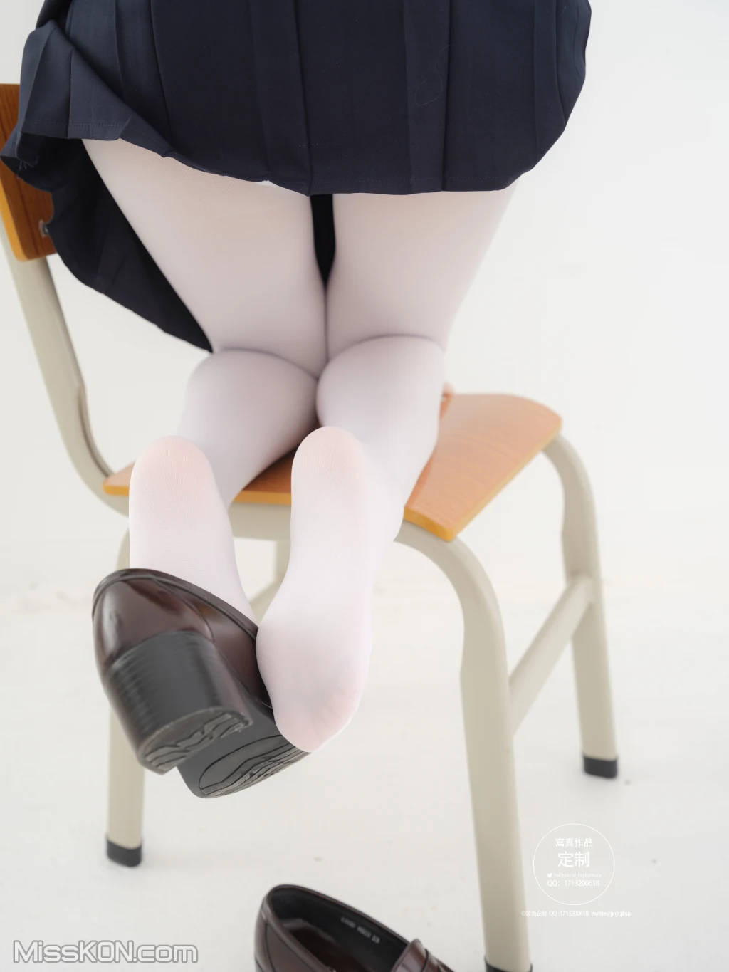 紧急企划 EX-006: 见希w 西式JK 白丝 (75 photos ) 17 紧急企划 EX-006: 见希w 西式JK 白丝 (75 photos ) 17