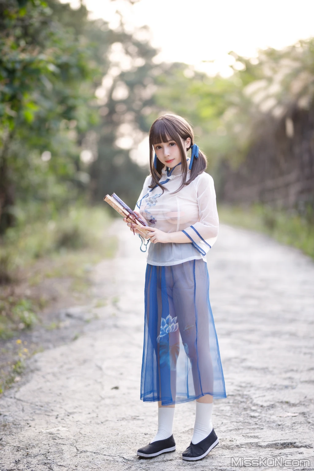 Coser@胡桃猫Kurumineko: 乡野小娇妻 (69 photos ) 
